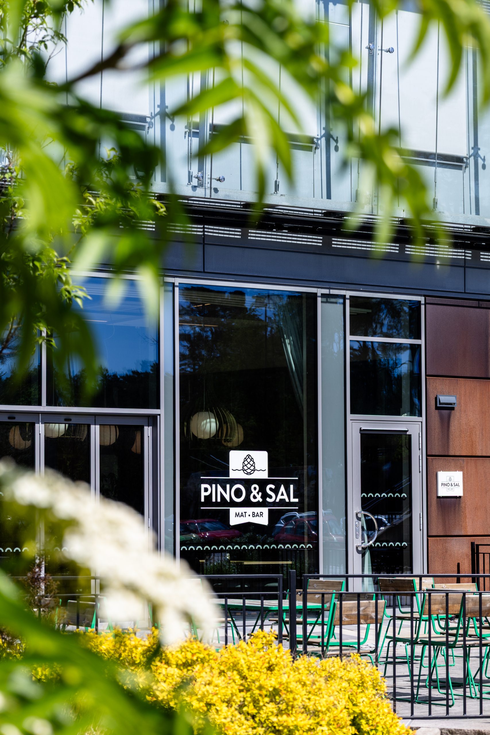 Byggnad 103 restaurang pino & Sal.